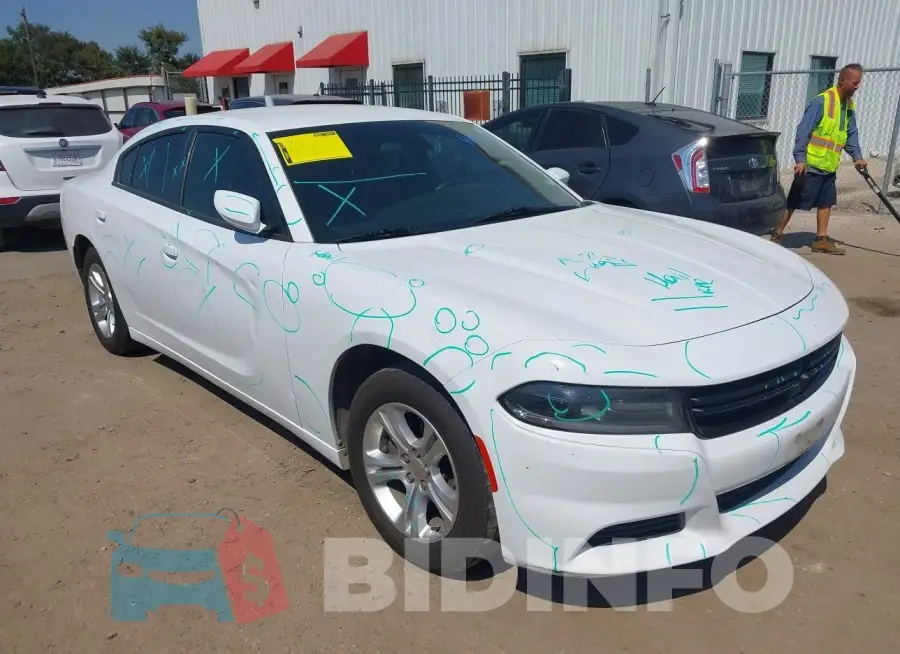 2C3CDXBG4KH615626 Photo# 1