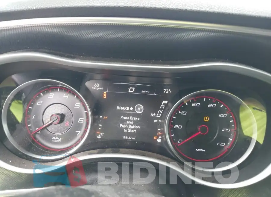 2C3CDXHG2FH880817 Photo# 7