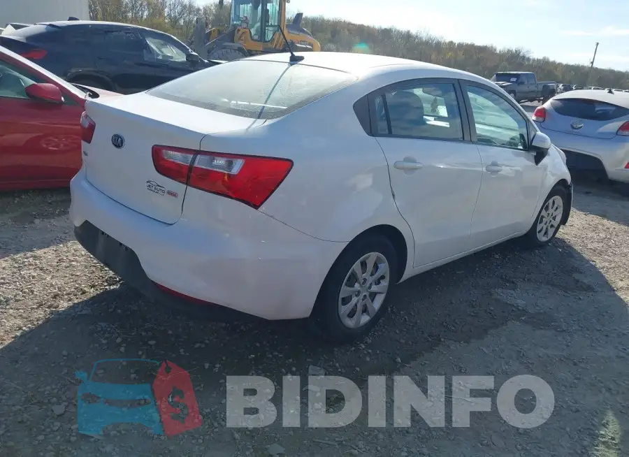 KNADM4A37G6532128 Photo# 4