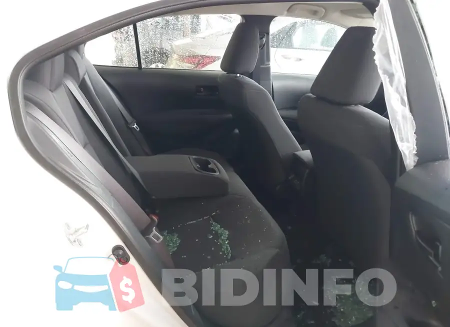 5YFB4MDE8RP145199 Photo# 8
