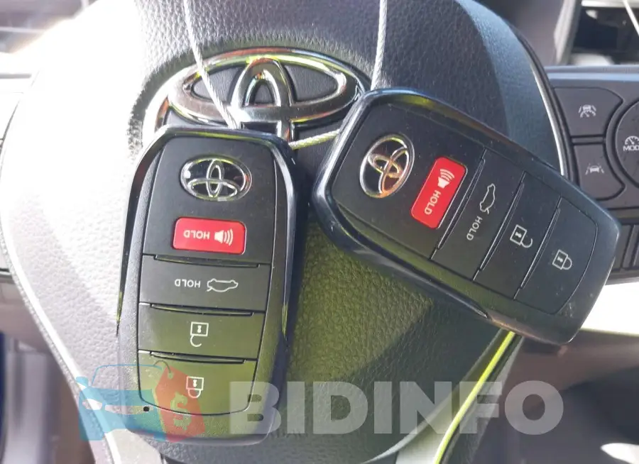 JTDBCMFE2PJ003920 Photo# 11