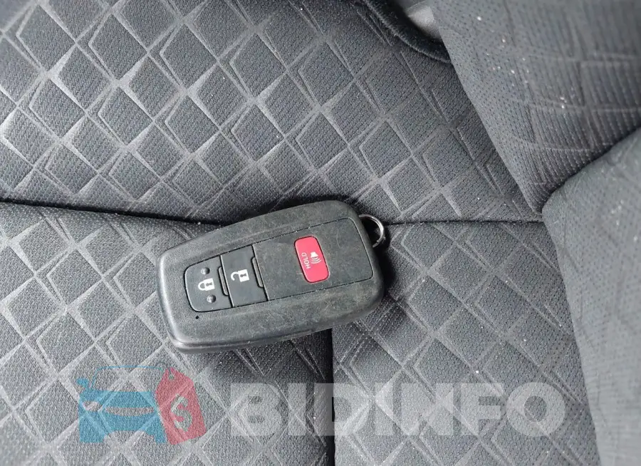 JTNKHMBX9M1118580 Photo# 11