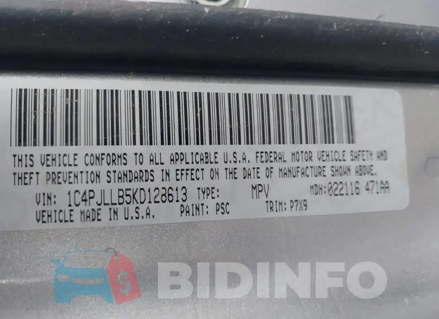 1C4PJLLB5KD128613 Photo# 9