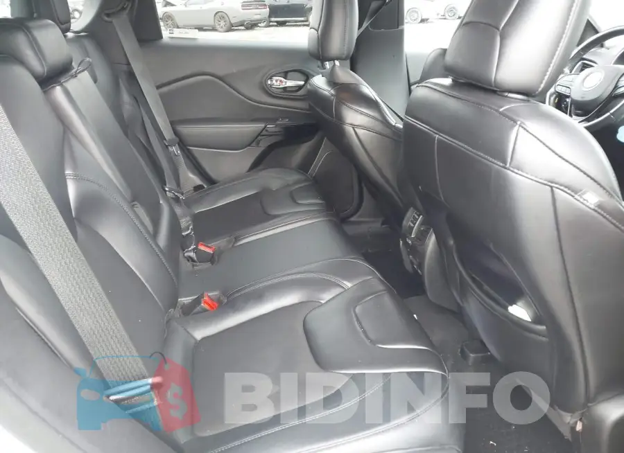 1C4PJMLB8KD477559 Photo# 8