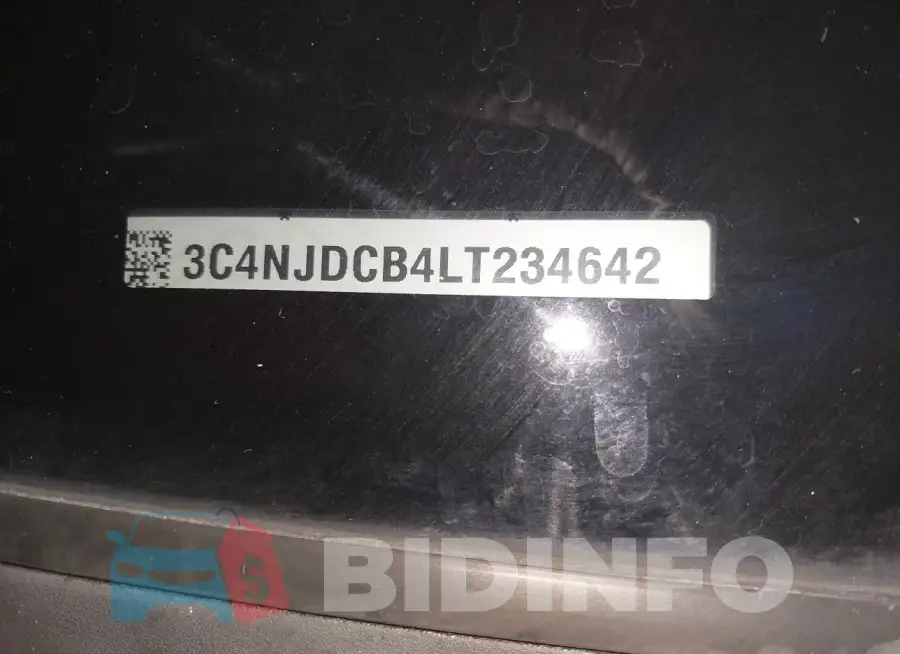3C4NJDCB4LT234642 Photo# 18