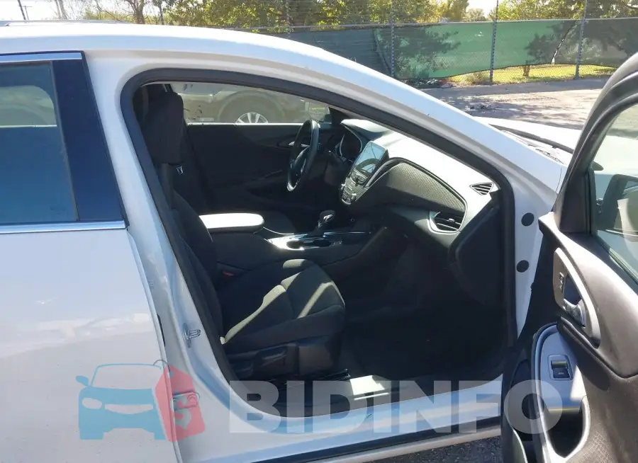 1G1ZD5ST5RF221418 Photo# 5