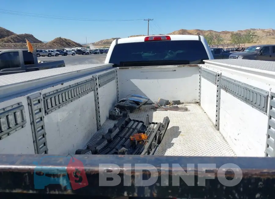 1GB4CYC81GF227993 Photo# 6