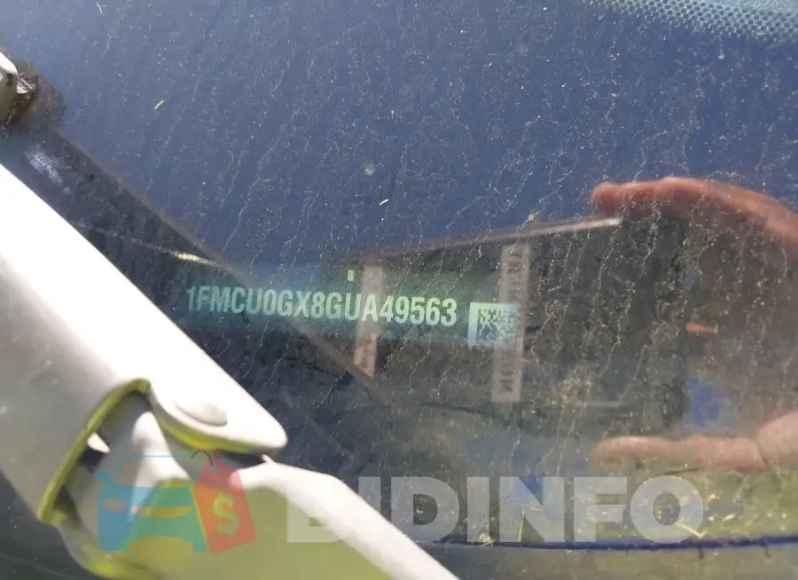 1FMCU0GX8GUA49563 Photo# 9