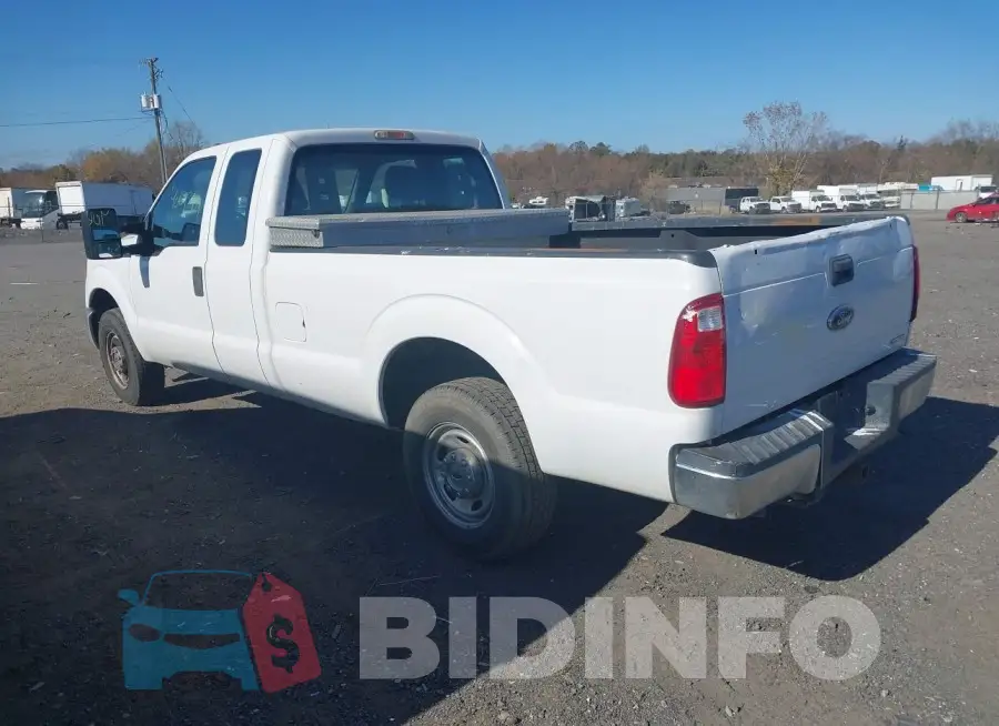 1FT7X2A62GEA69701 Photo# 3