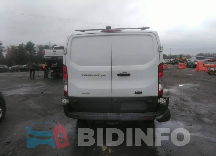 1FTNR2ZG8FKB25140 Photo# 16