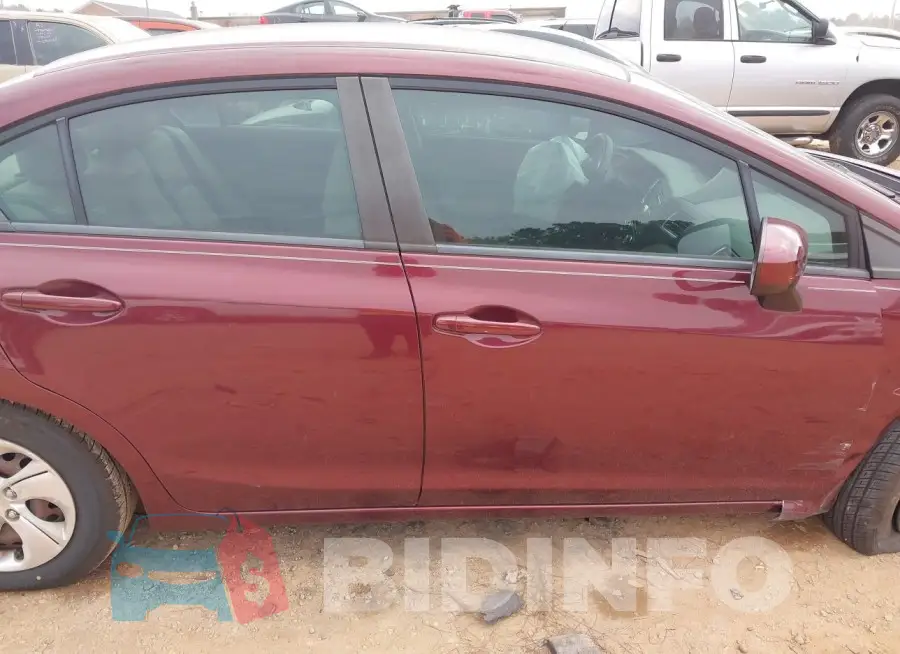 19XFB2F52EE070584 Photo# 12