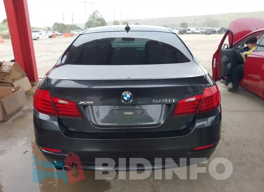 WBA5A7C53FD628684 Photo# 16