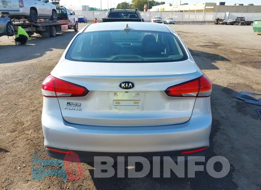 3KPFL4A79HE017158 Photo# 17