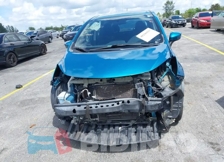 3N1CE2CP6GL352812 Photo# 6