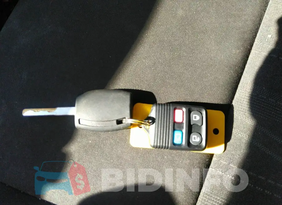 1FADP3E21GL329698 Photo# 11