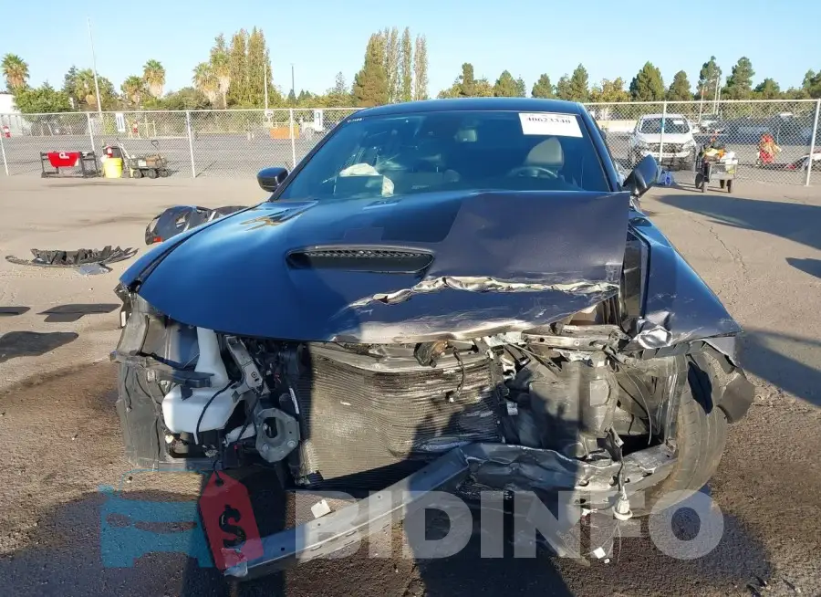 2C3CDXGJ2MH568782 Photo# 13
