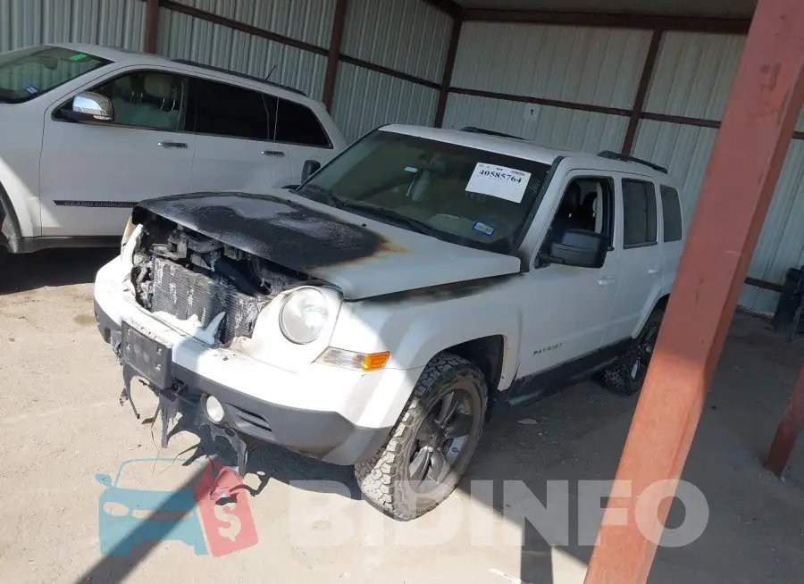 1C4NJRFB2FD206826 Photo# 2