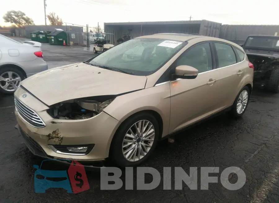 1FADP3N22HL272686 Photo# 2