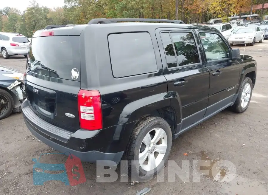 1C4NJPFB7FD110999 Photo# 4