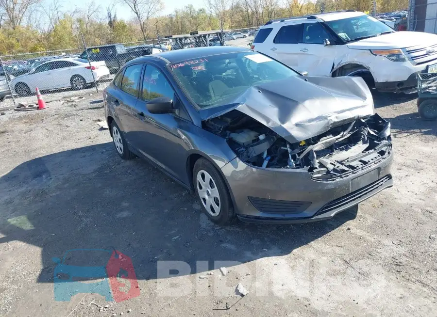 1FADP3E28JL244347 Photo# 1