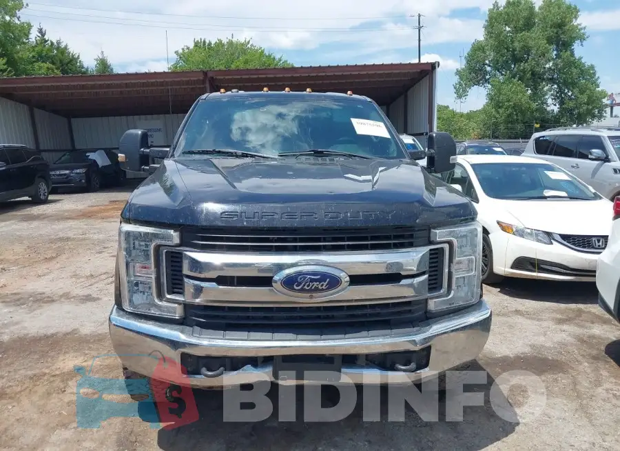1FTRF3D67JEB68602 Photo# 12