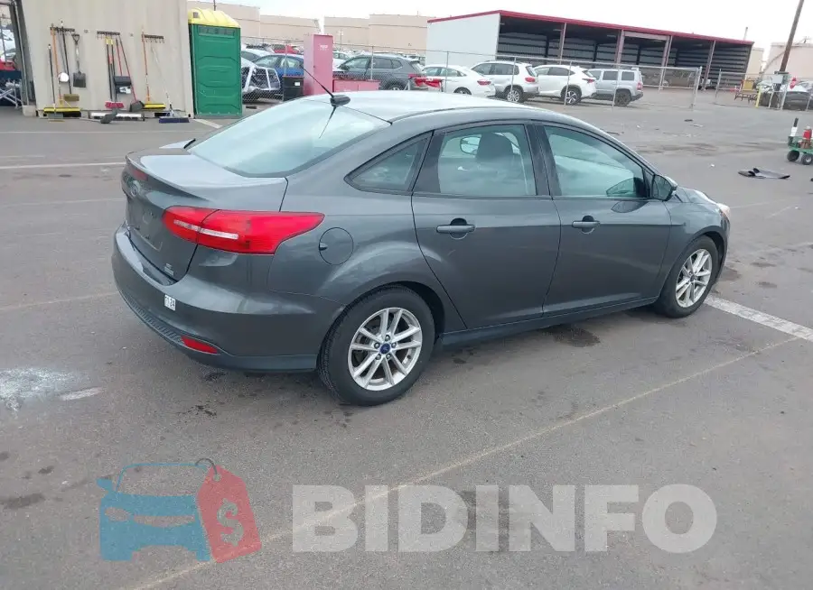 1FADP3FE3HL242427 Photo# 4