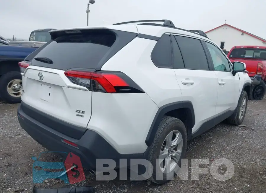 2T3P1RFV2MC210539 Photo# 4