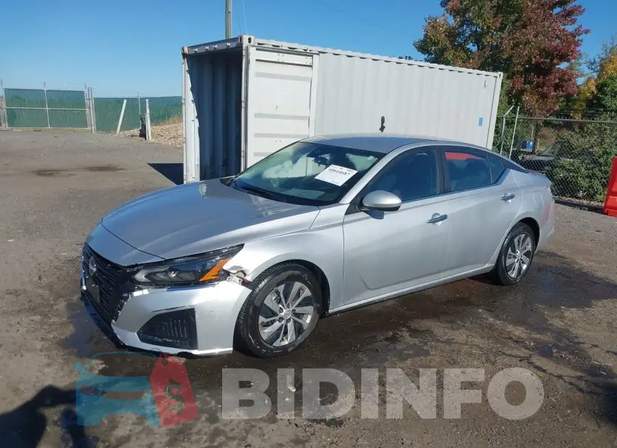 1N4BL4BV1PN369002 Photo# 2