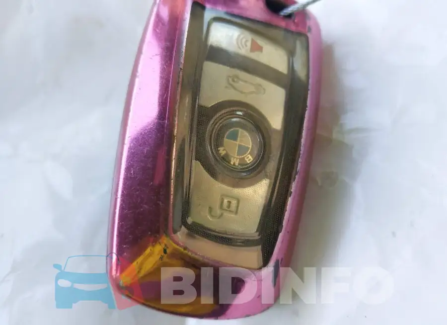 WBA8E1G59GNU11029 Photo# 11