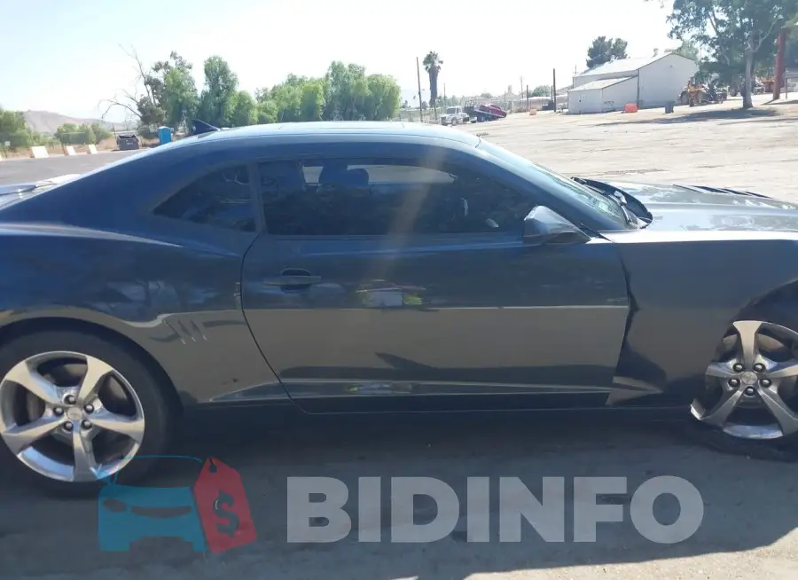2G1FK1EJ2F9256191 Photo# 13