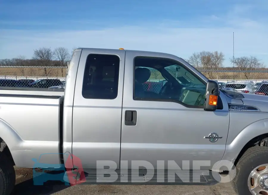 1FT7X2BT3GEB44667 Photo# 13