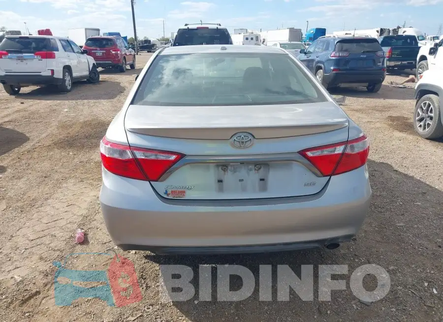 4T1BF1FK1FU899406 Photo# 16