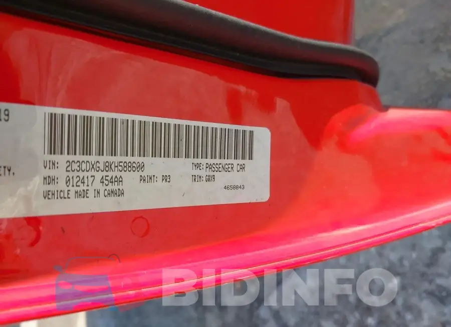 2C3CDXGJ8KH588600 Photo# 9