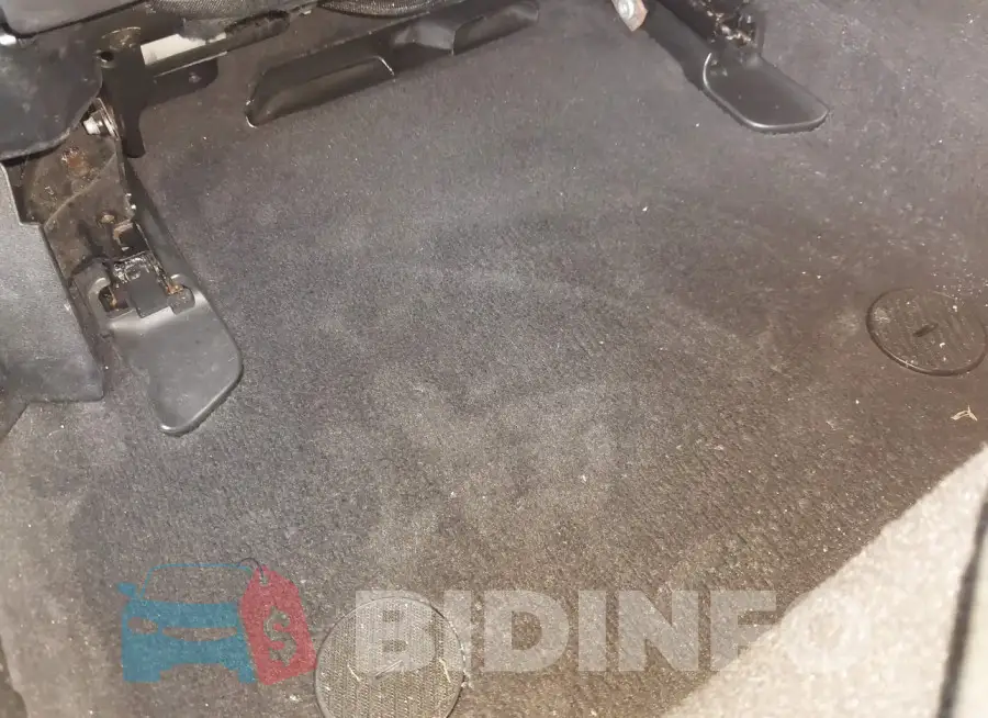 WBAJE5C52KBM76748 Photo# 6