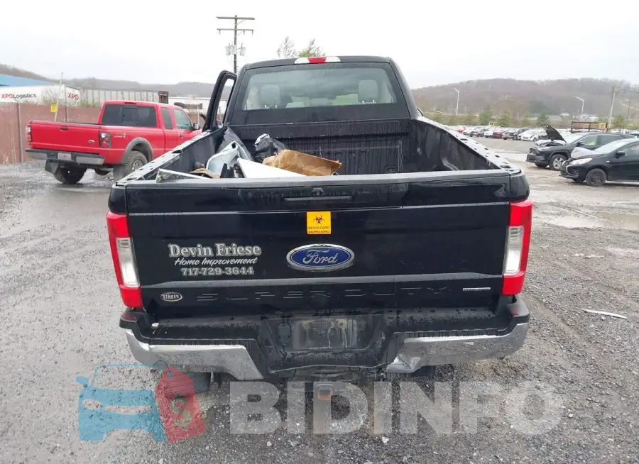 1FT7W2B68JEB39257 Photo# 16