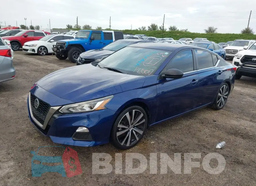 1N4BL4CV4KC252596 Photo# 2