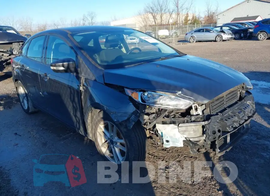 1FADP3F2XHL302774 Photo# 1