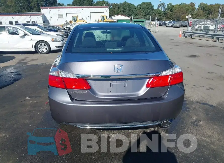 1HGCR2F70FA184041 Photo# 16