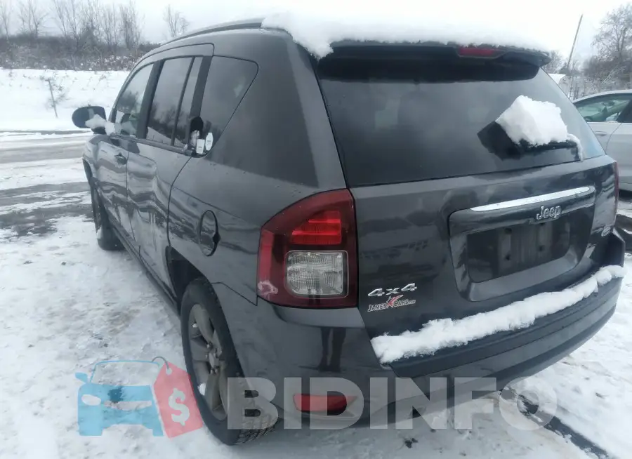1C4NJDEB2GD657499 Photo# 3