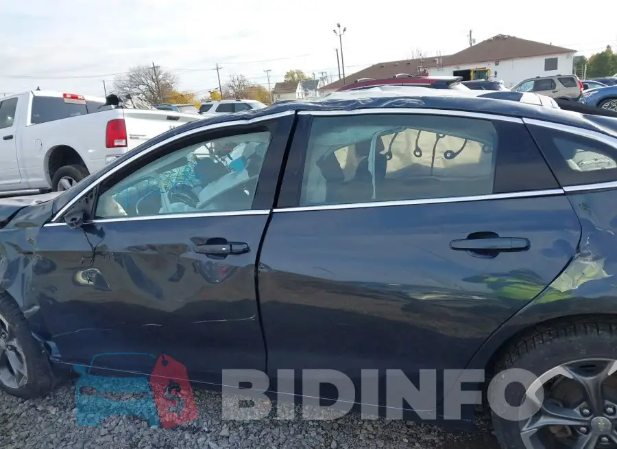 1G1ZD5ST3LF106629 Photo# 14