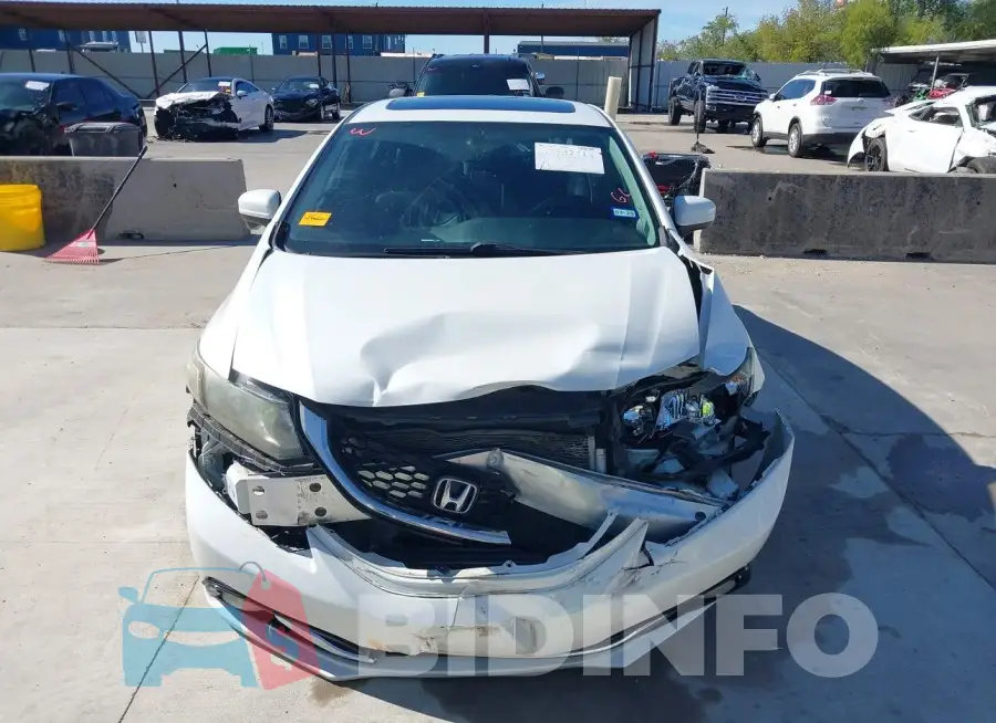 19XFB2F93FE009698 Photo# 12