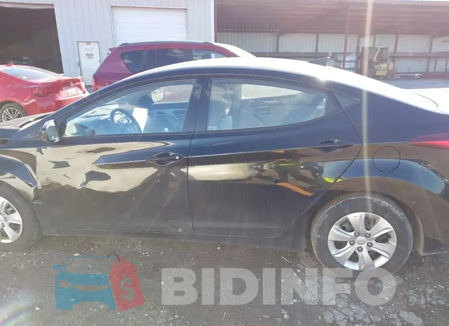 5NPDH4AE8GH712975 Photo# 14