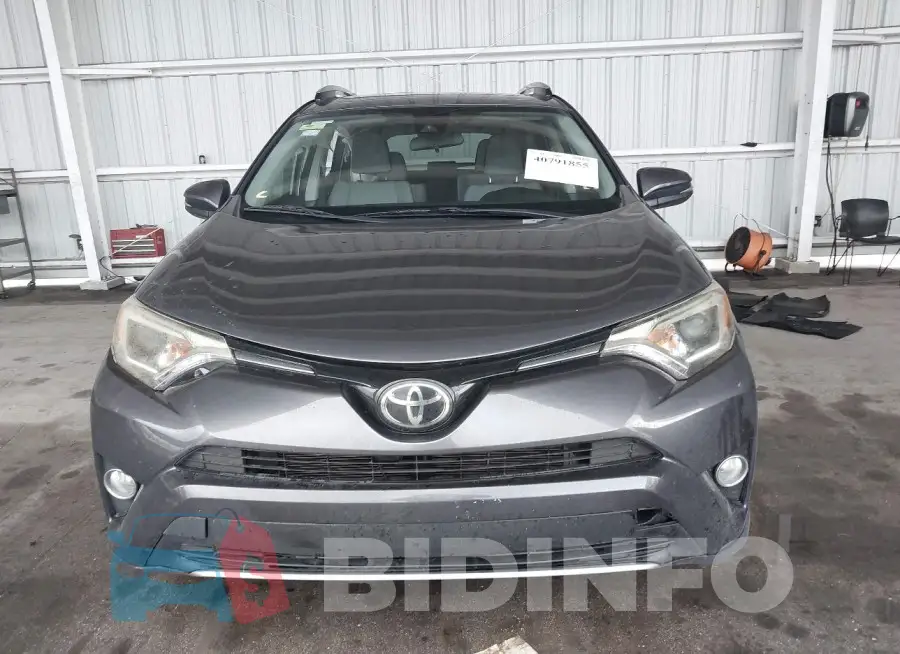 JTMWFREV2JJ181731 Photo# 12