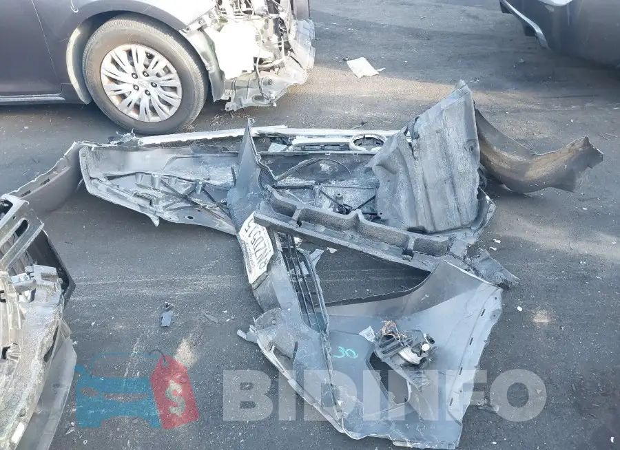 JTMW1RFV2LJ017640 Photo# 12