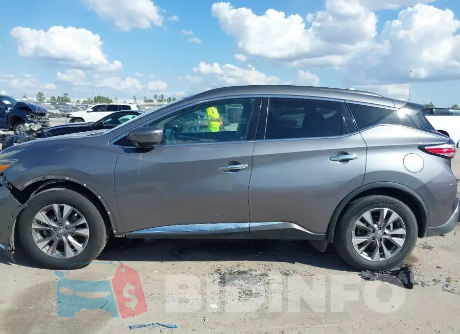 5N1AZ2MG3JN102518 Photo# 15