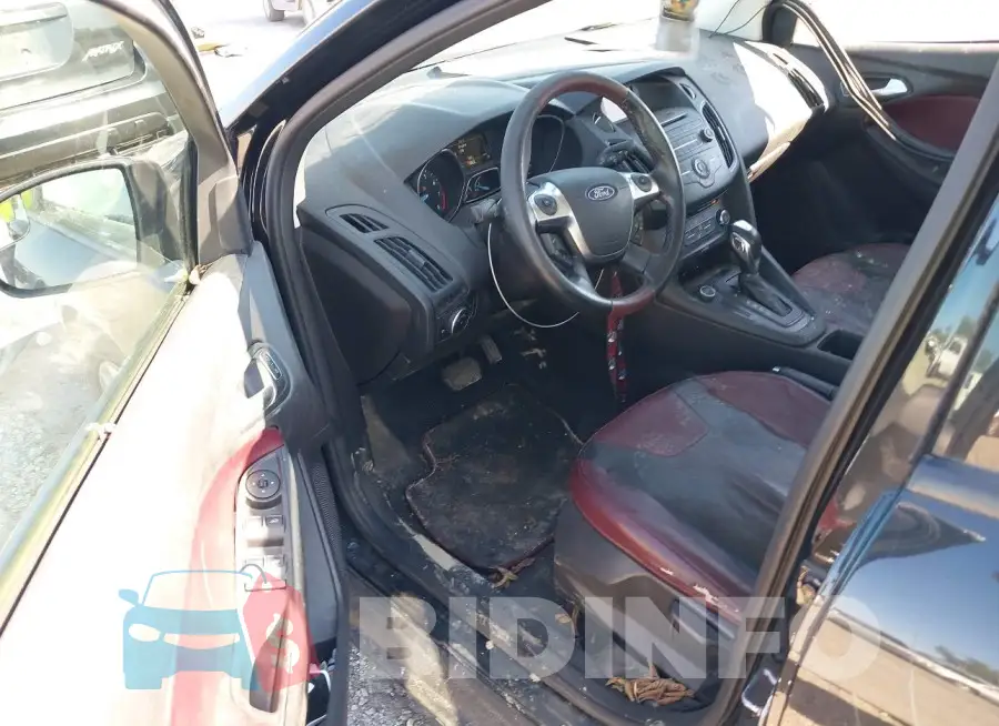 1FADP3F28FL220569 Photo# 5