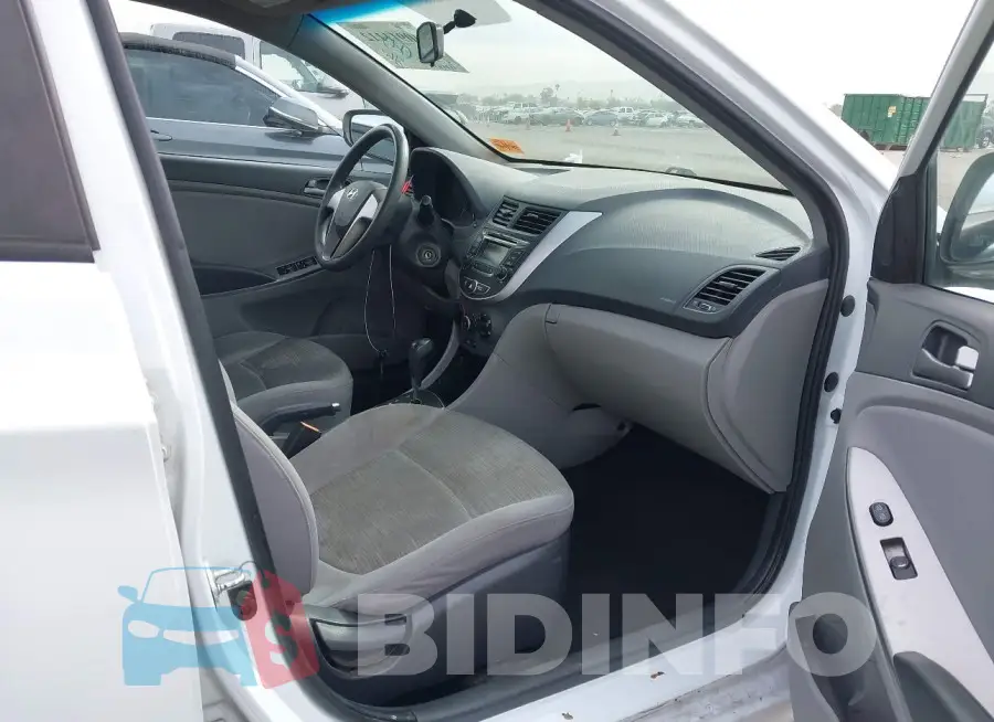 KMHCT4AE8HU313657 Photo# 5