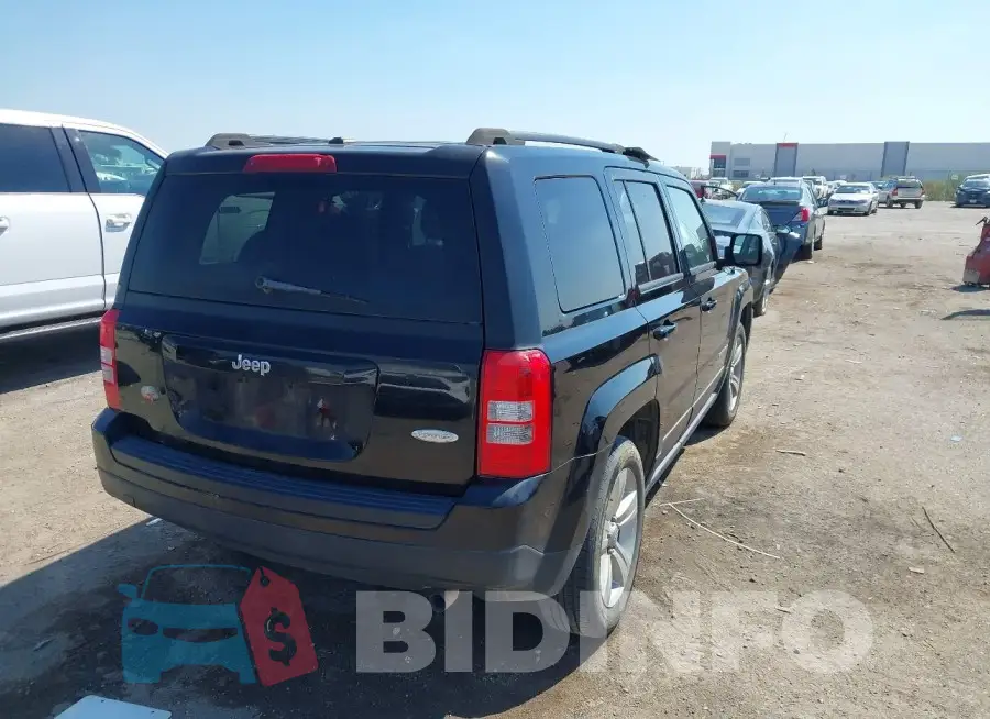 1C4NJPFA6GD794162 Photo# 4