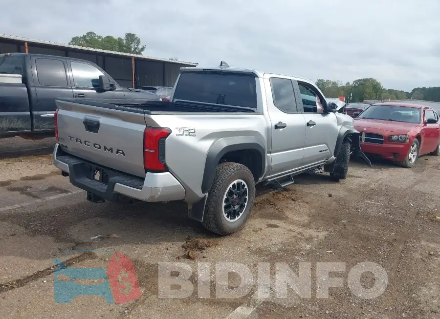 3TYLB5JN2RT014947 Photo# 4
