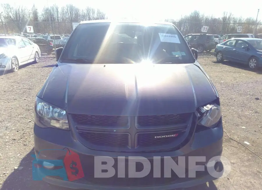 2C4RDGEG1KR578708 Photo# 12